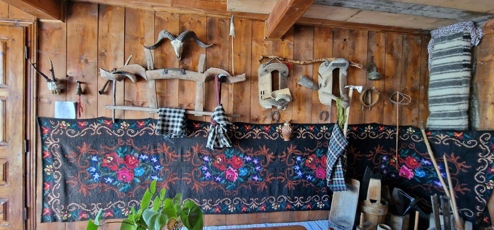 Casa Agroturistica Tarancuta Din Vatra Moldovitei Hotel Екстериор снимка